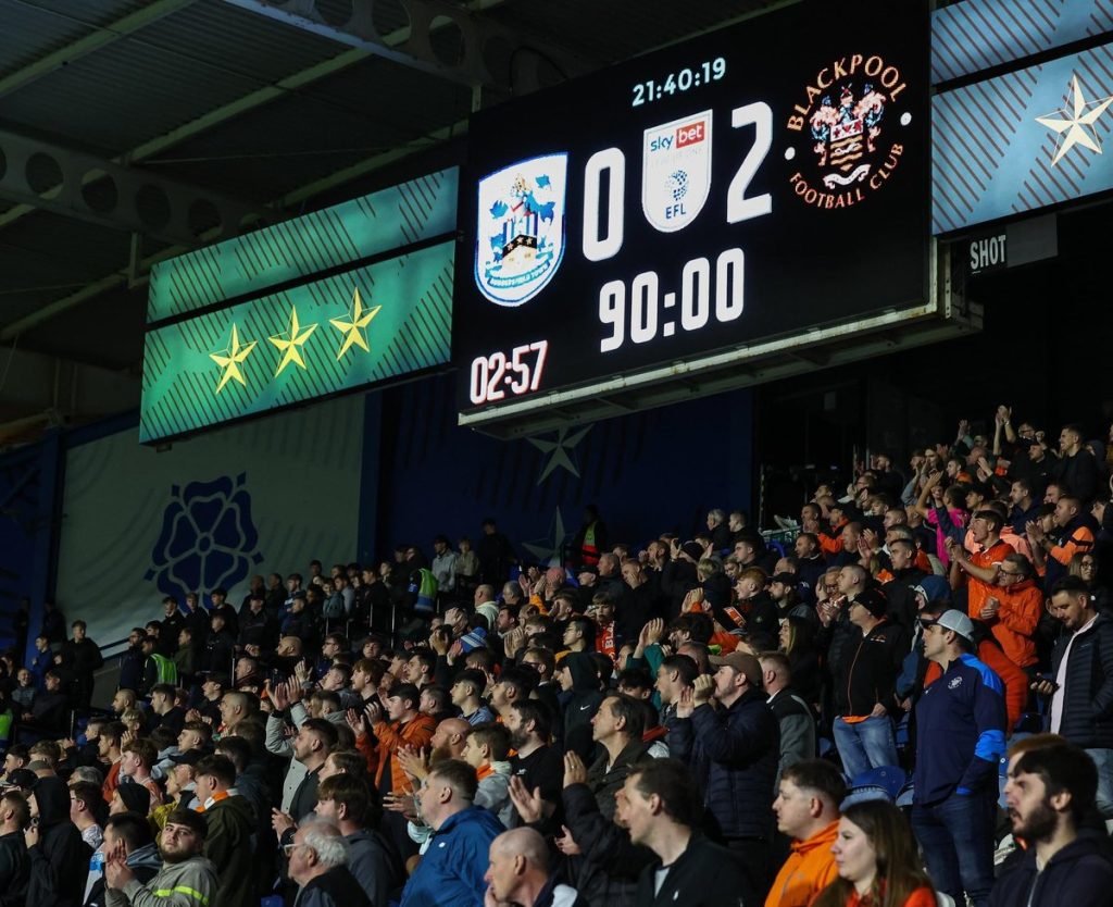 gallery:-44-superb-photos-of-blackpool-fans-enjoying-the-seasiders’-third-win-on-the-bounce-under-steve-bruce