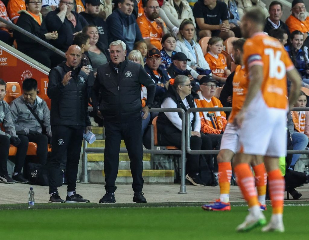 blackpool-coach-gives-immediate-verdict-on-seasiders’-victory-and-burton-albion-penalty-claims